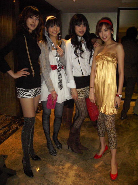 2011年06月01日 - 0.2的生命 - 零点二：平民八卦论